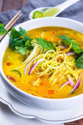  Khao Soi: Uma Sopa de Caril Envolvente com Touches Picantes e Cremosas!